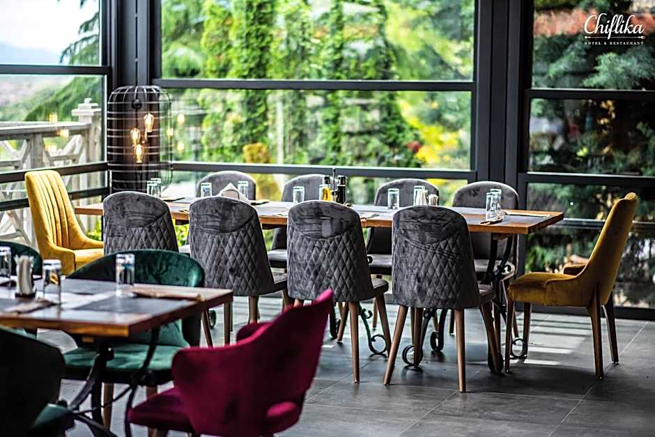 Chiflika Family Hotel