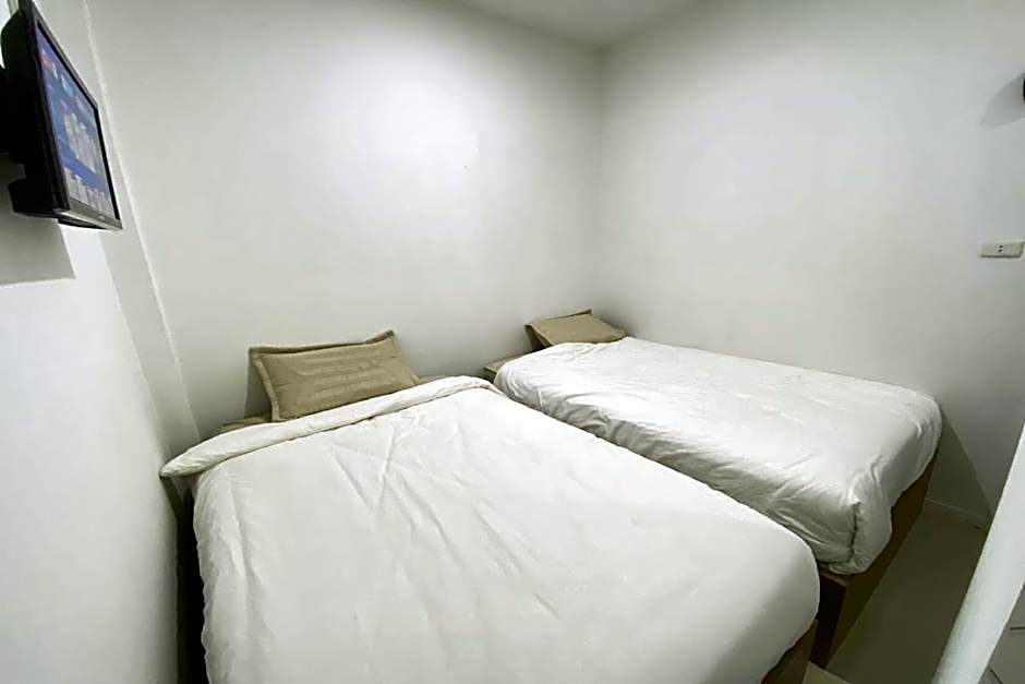 Photo 1 of 3 of Deluxe 2 Beds