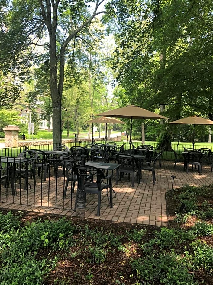 The Old Lyme Inn