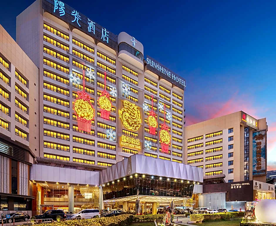 Sunshine Hotel