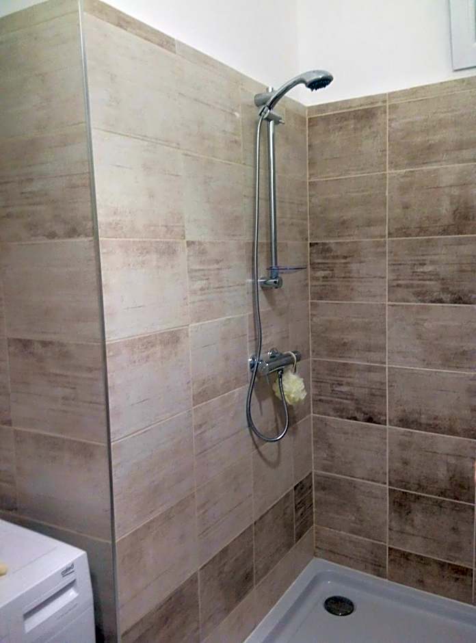 Lorf Hostel&Apartments