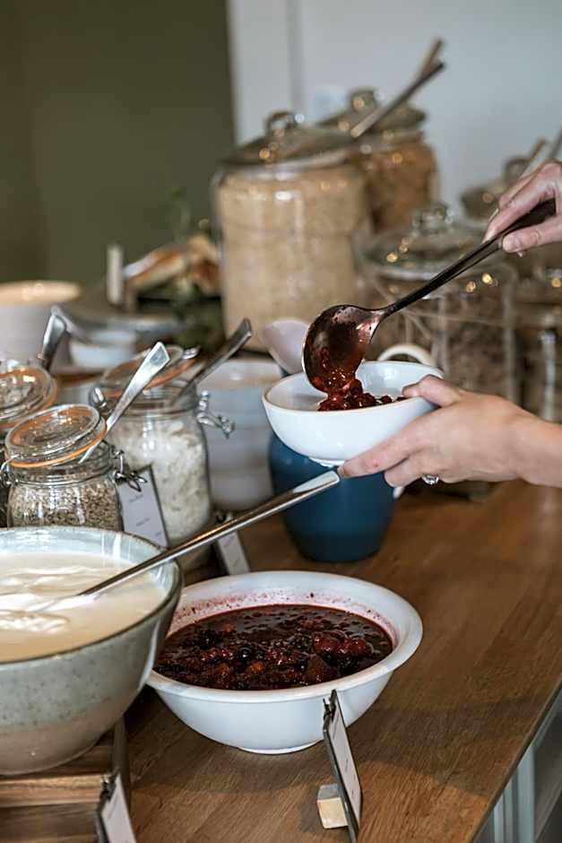 Tebay Services Hotel