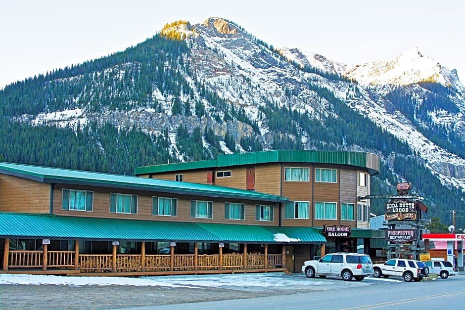 Soda Butte Lodge