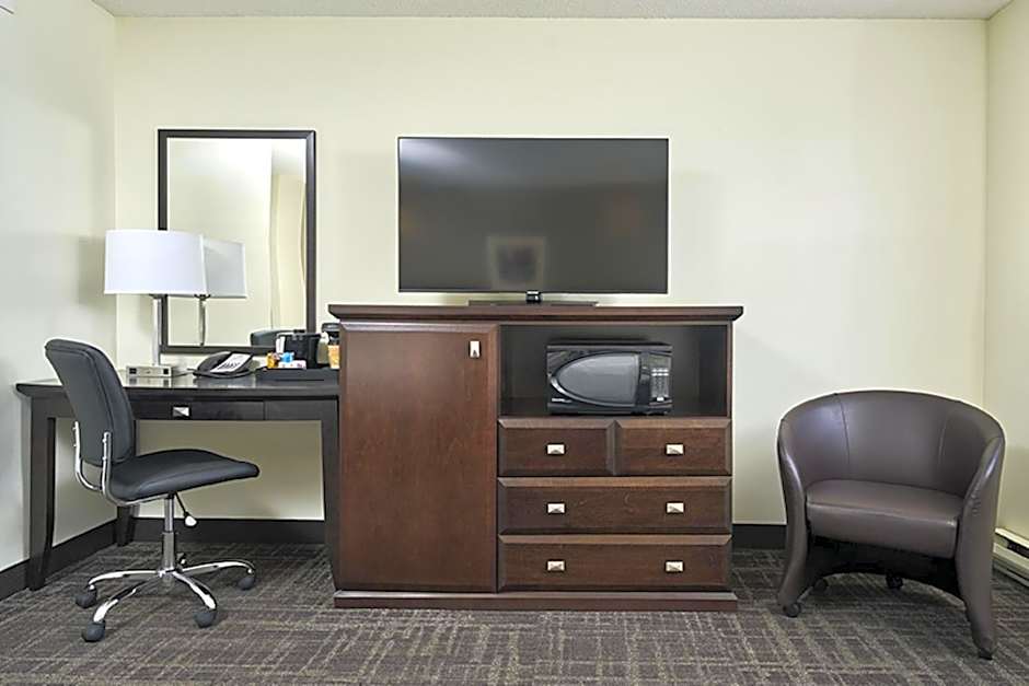 Canad Inns Destination Centre - Fort Garry