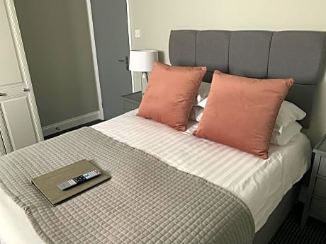 Double Room with Private Separate Bathroom