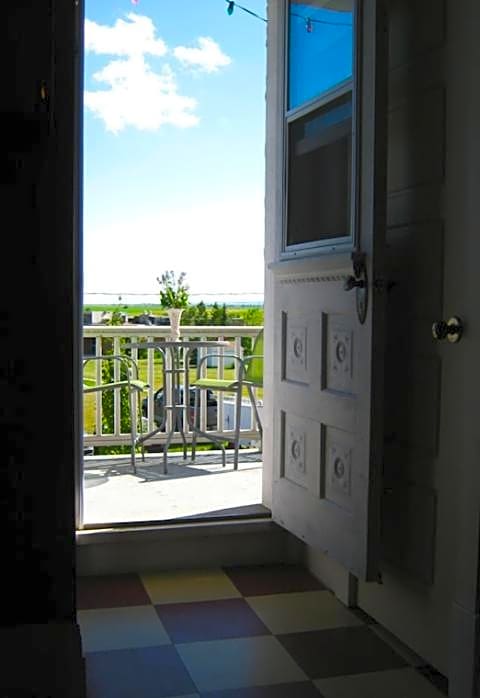 Wakamow Heights Bed and Breakfast