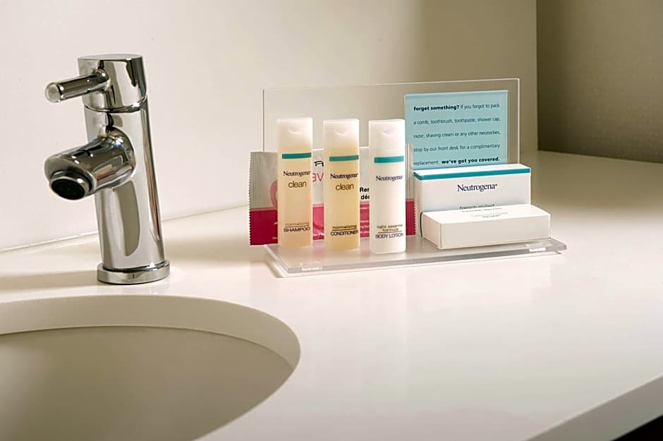 Hampton Inn By Hilton & Suites Syracuse/Carrier Circle