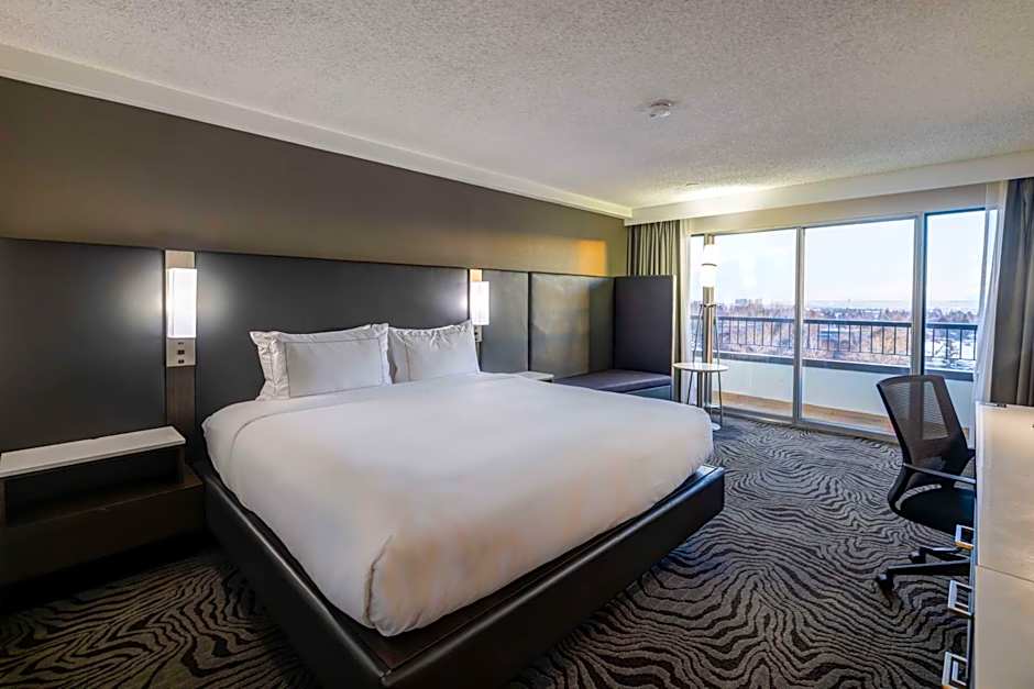 DoubleTree by Hilton Calgary North