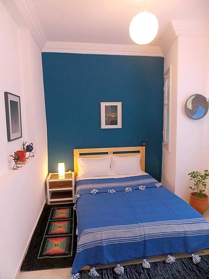 Art Riad Au Bord De La Mer