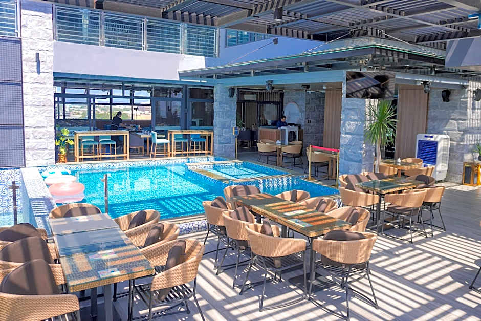 EL VISTRA HOTEL ANGELES 