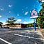 Motel 6-Branford, CT - New Haven