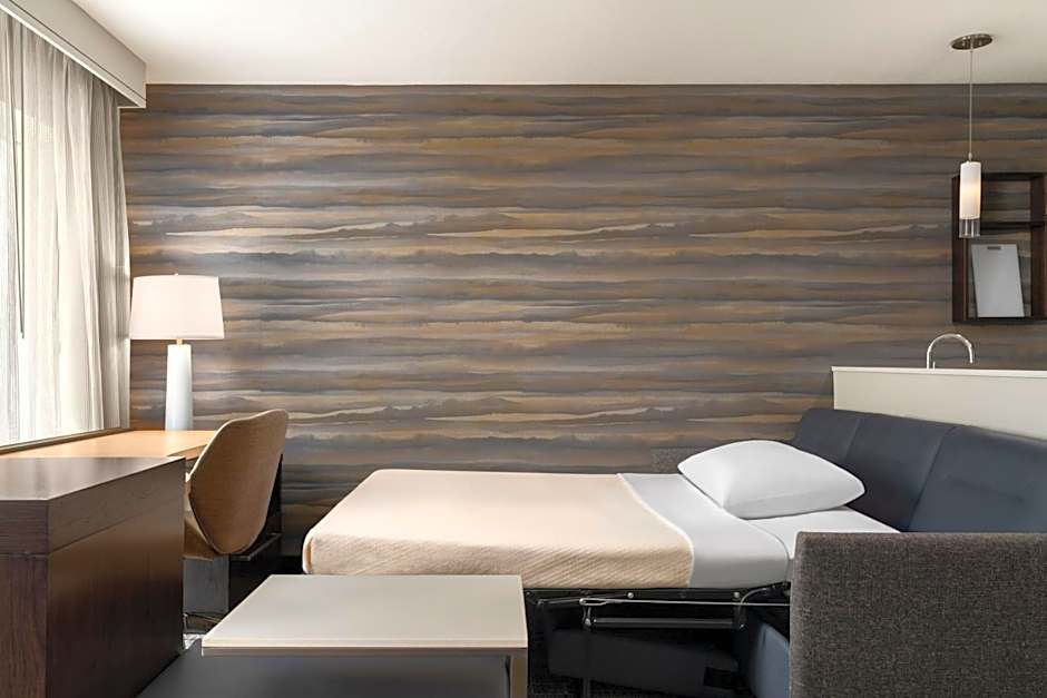Residence Inn by Marriott Milwaukee West