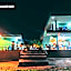 GT Seaside Inn