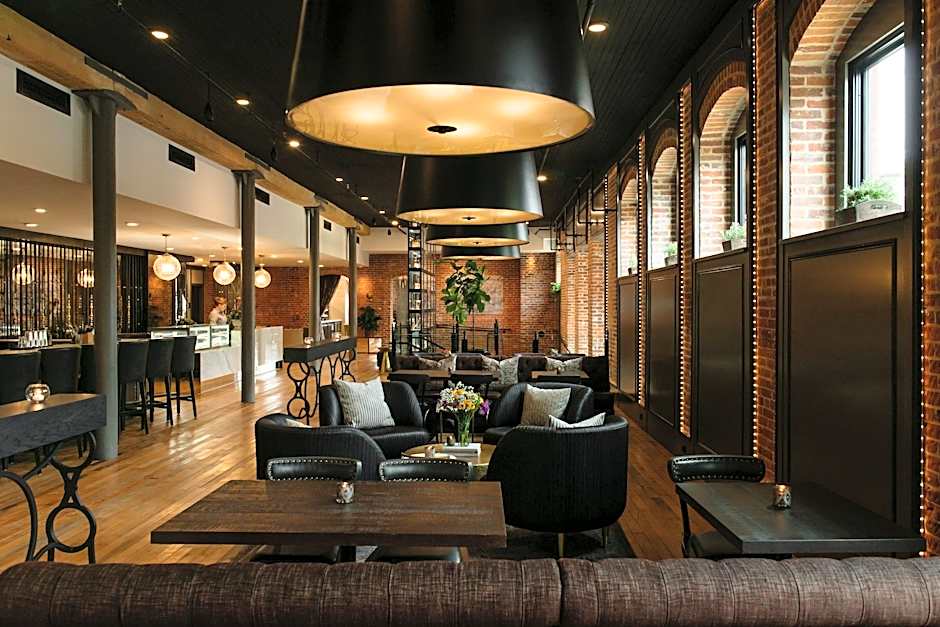 The Charmant Hotel