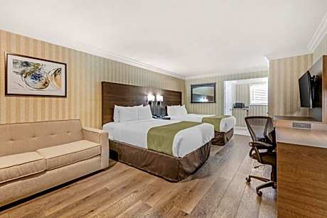 Standard Room, 2 Queen Beds, Accessible Tub, Non Smoking