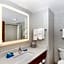 Holiday Inn Express & Suites Tilton By IHG