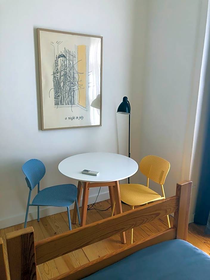 Living Lounge Hostel