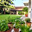 Casa Lunia Guesthouse