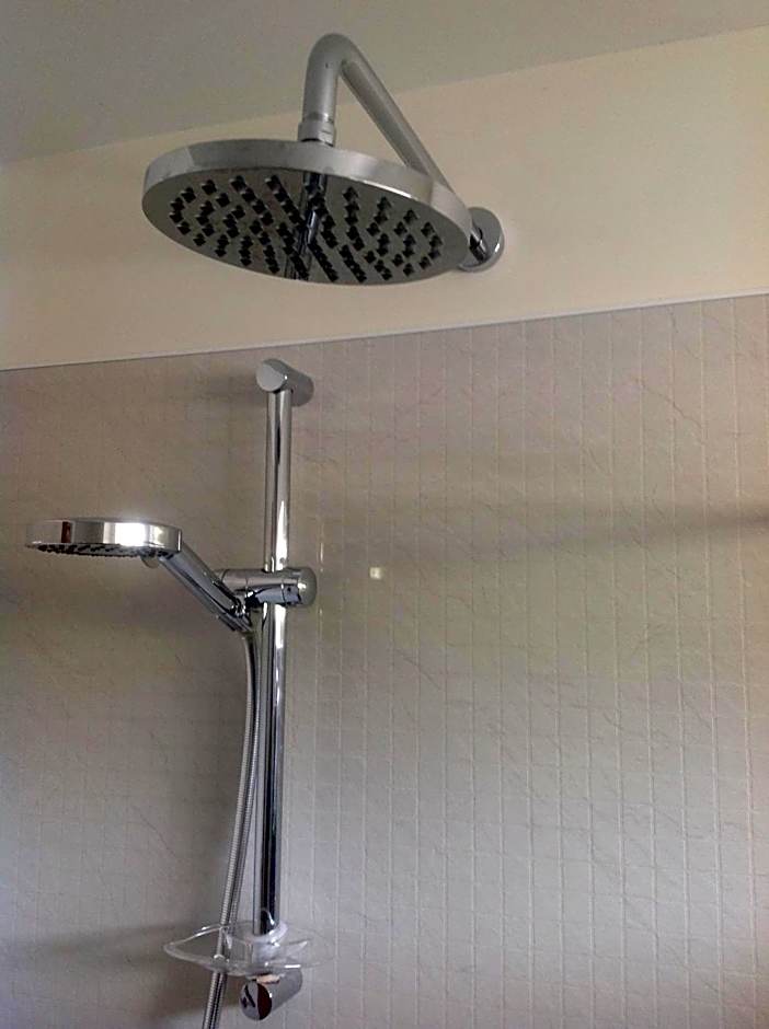 Quinlan & Cooke Boutique Townhouse and QCs Seafood Restaurant