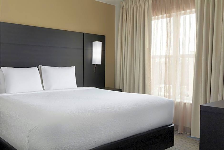 Residence Inn by Marriott Dayton North