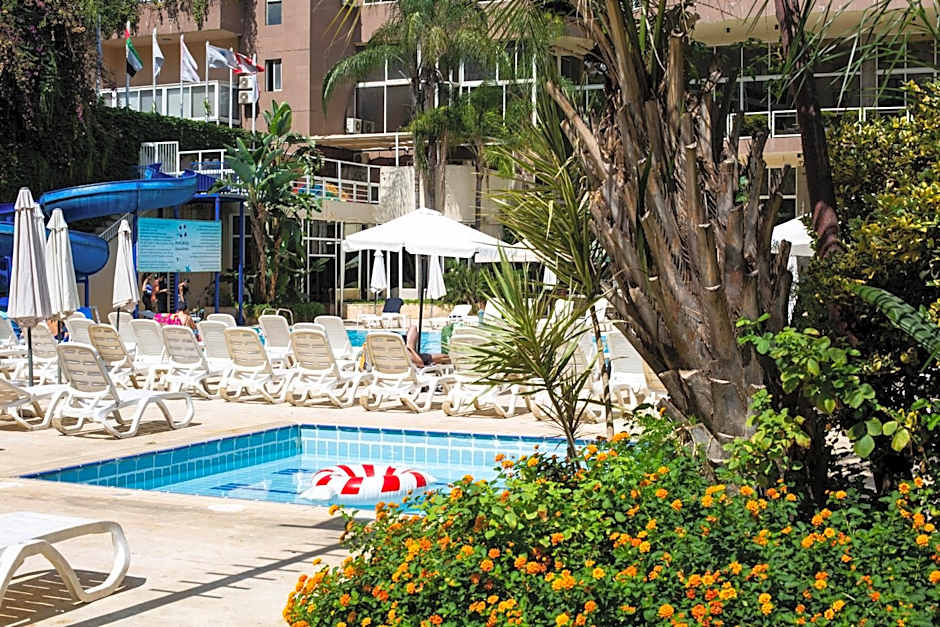 Cosmopolitan Hotel