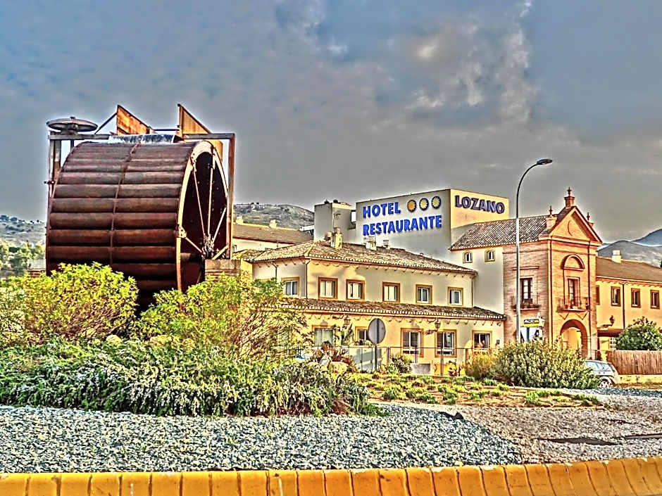 Photo 1 of 38 of Hotel Lozano