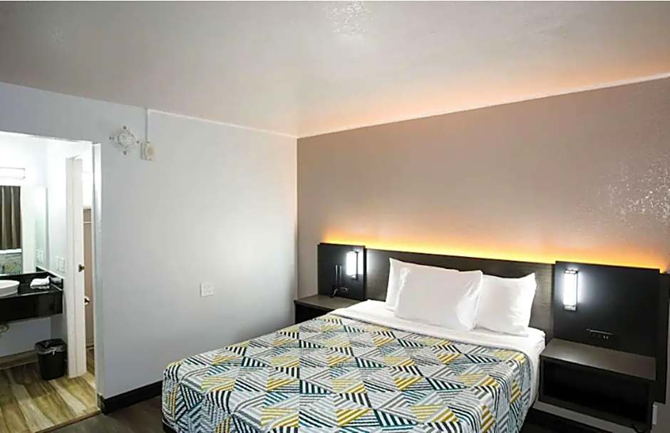 Motel 6-Sacramento, CA - Central