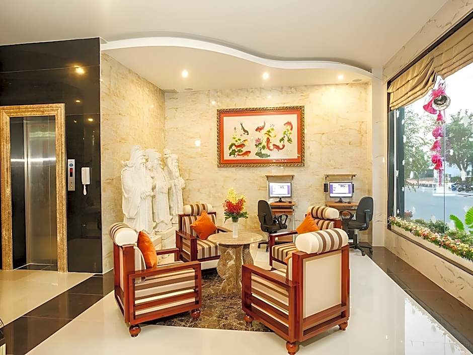 Long Bao Chau Hotel
