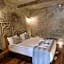 Sarnich Cave Suites