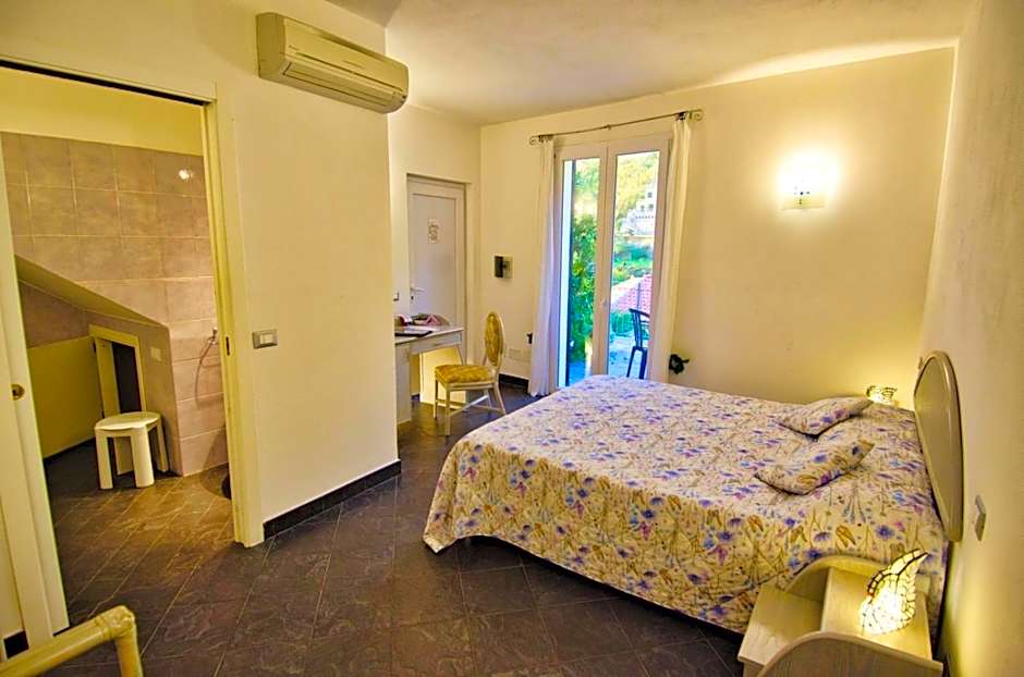 Cinqueterre Residence