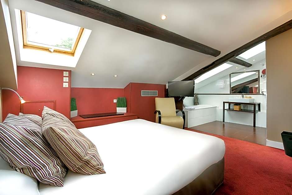 Porte De Versailles Hotel