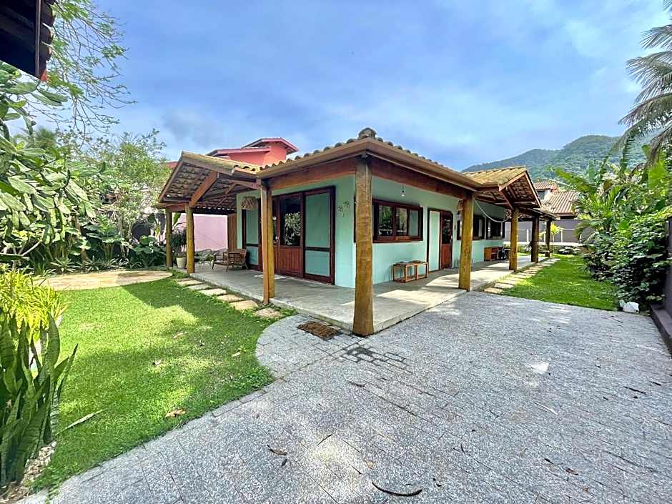 Linda Casa Ressaca 3 quartos c/ piscina