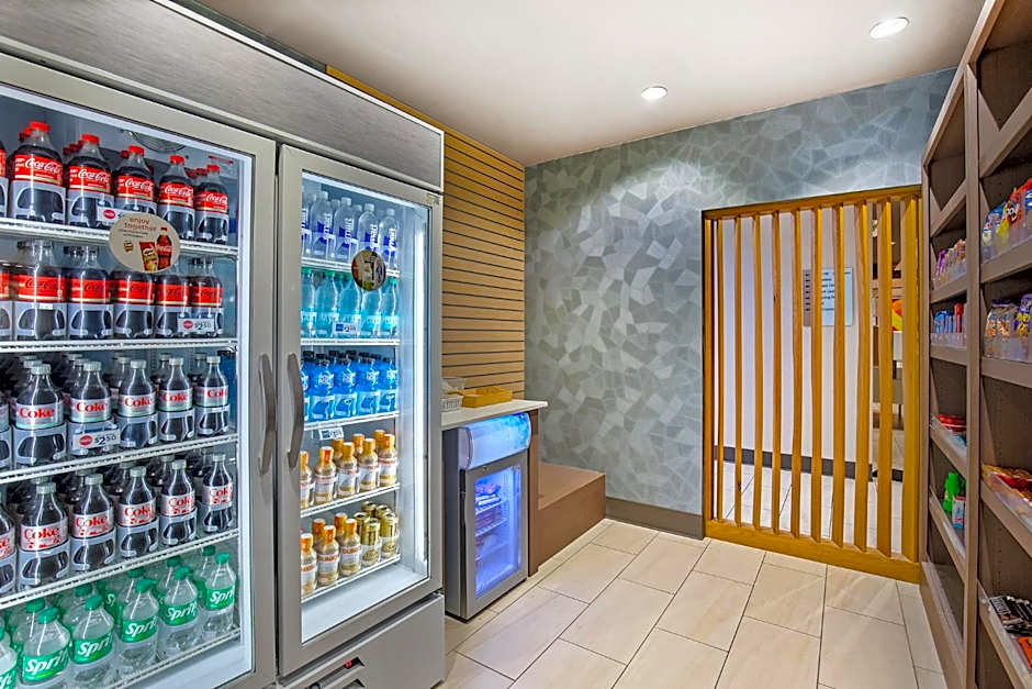 Holiday Inn Express & Suites - Carrollton West By IHG