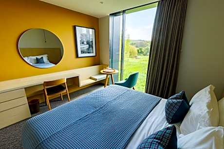 Main Lodge superior Room