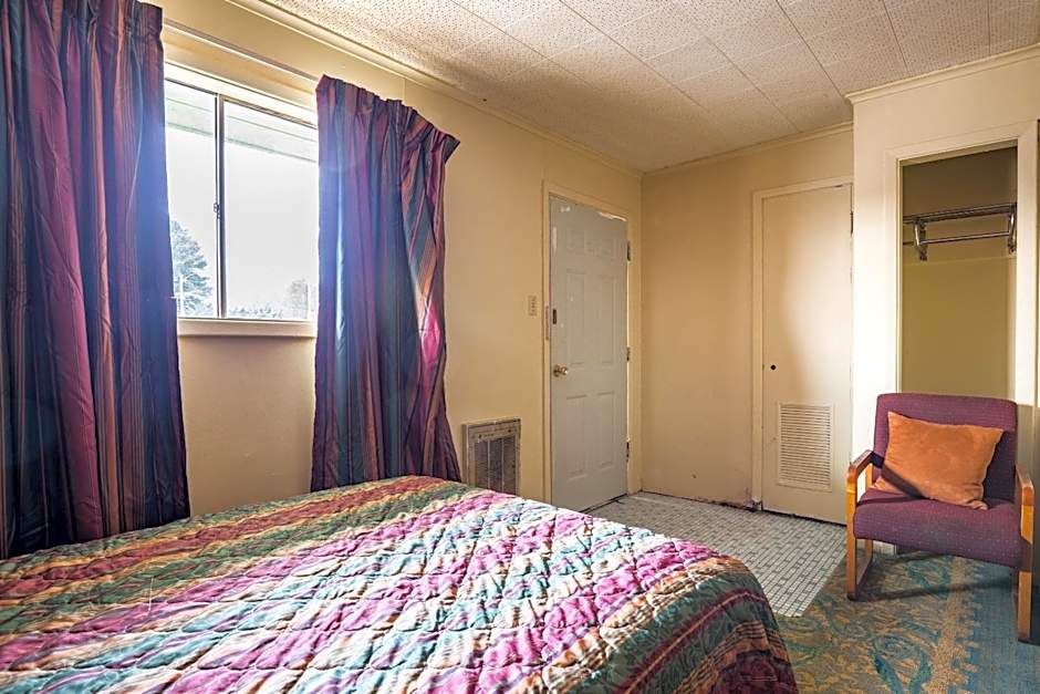 OYO Hotel Holly Springs MS