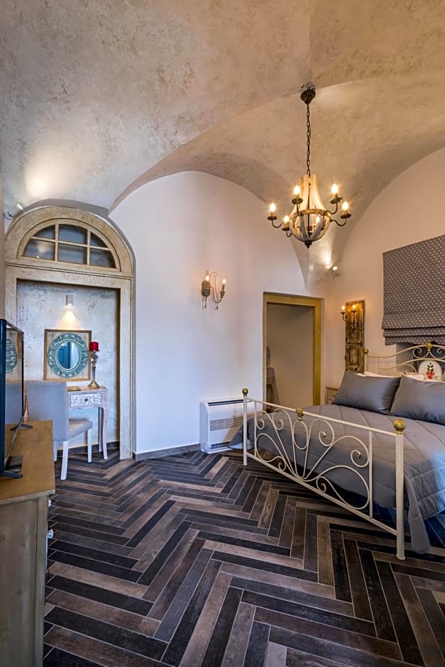 TRAMONTO SECRET VILLAS