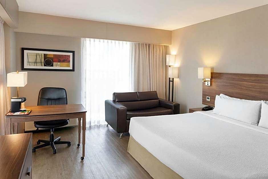 Courtyard by Marriott Puebla Las Animas
