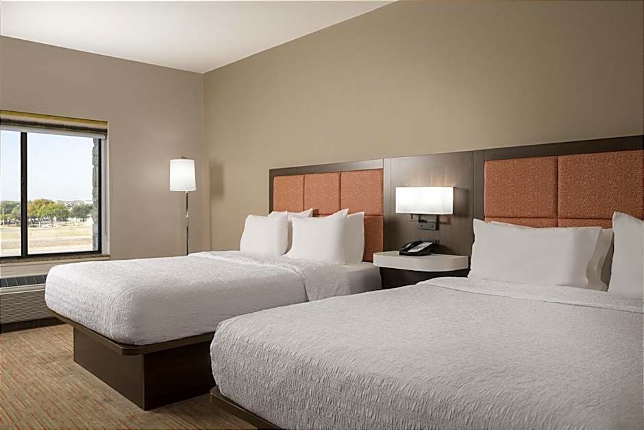 Hampton Inn By Hilton & Suites - Mansfield
