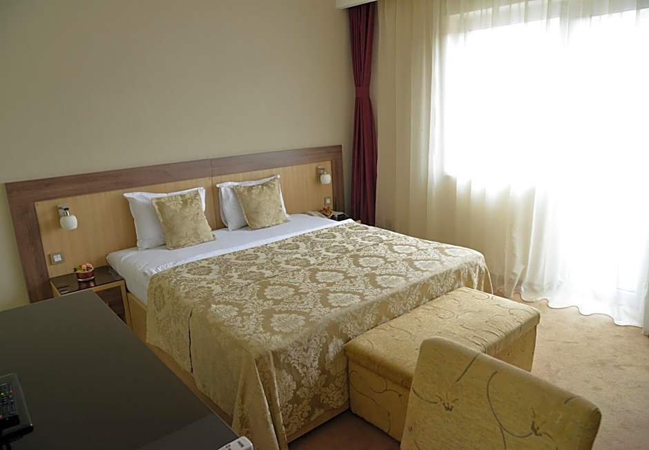 Hotel Tami Residence