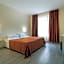 Mariner's Hotel - Self Catering - Adults Only