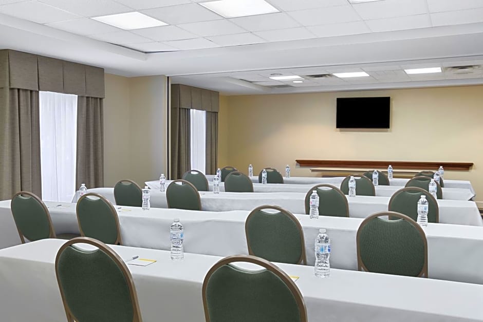 Hampton Inn Columbus-North