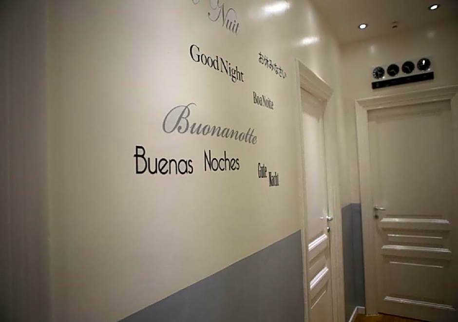 Vatican Room and Kitchen