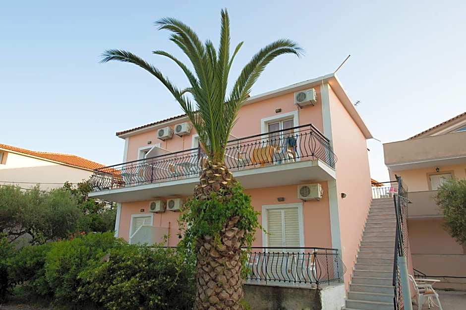 Valianos Studios - Apartments