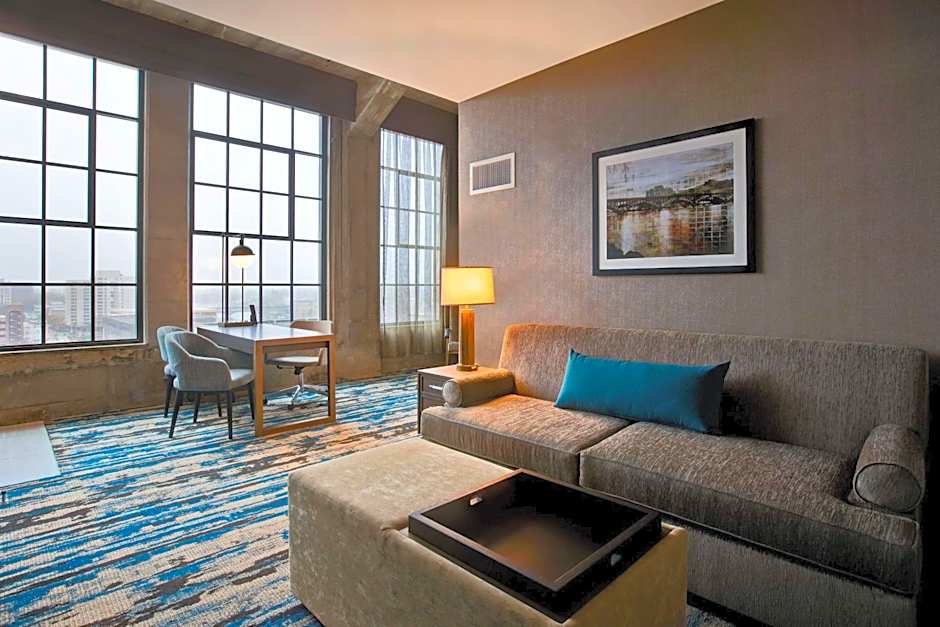 Embassy Suites By Hilton Rockford Riverfront