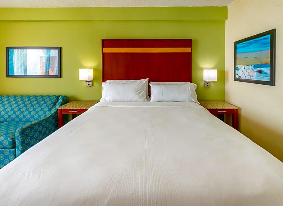Holiday Inn & Suites Virginia Beach - North Beach By IHG