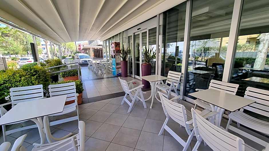 Hotel Costanza