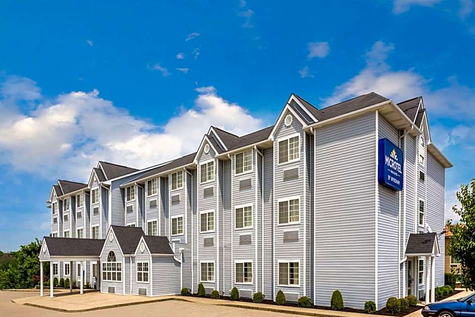 Microtel Inn & Suites by Wyndham Dry Ridge