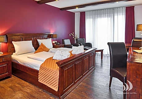Double Room with Lake View