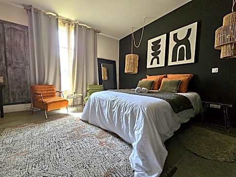 La Maison de Lyna - Suites de charme intra-muros avec parking & autonomie