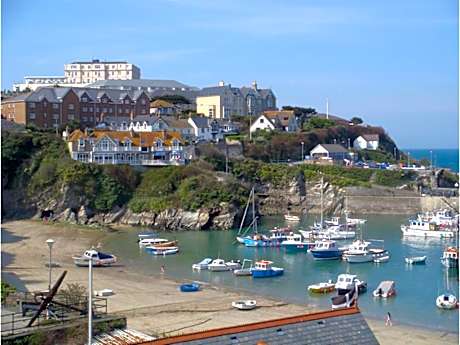Harbour Hotel
